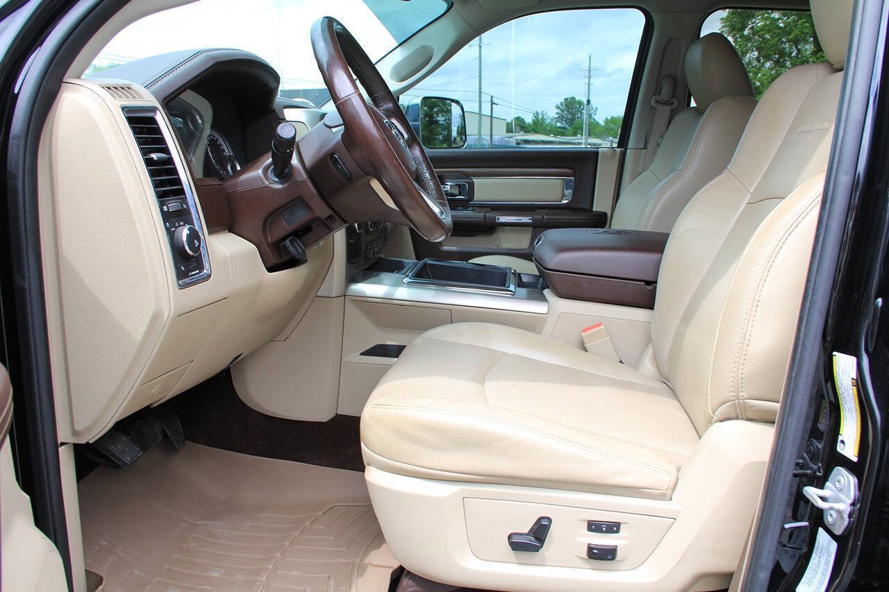 Used 2015 RAM 2500 Laramie w/ Protection Group AWD/4WD image 23