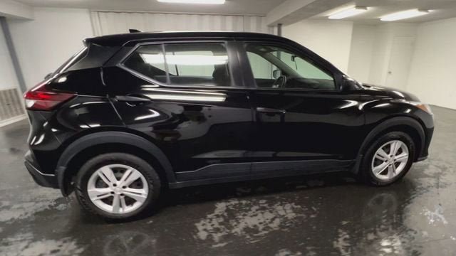 Used 2024 Nissan Kicks S FWD image 9