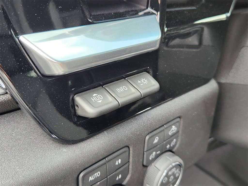 New 2026 Chevrolet Silverado 3500 LTZ w/ LTZ Convenience Package image 18