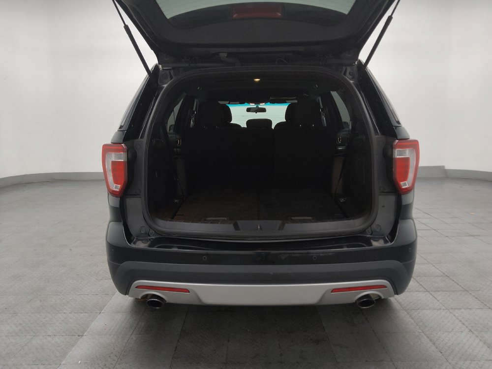 Used 2017 Ford Explorer XLT AWD/4WD image 29