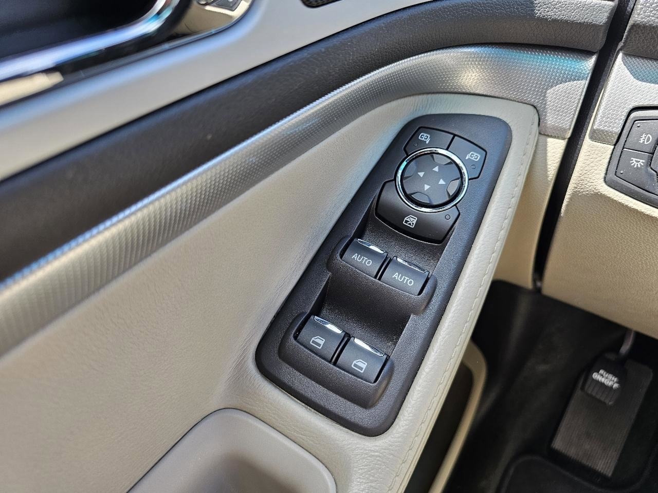 Used 2014 Ford Explorer XLT FWD image 47