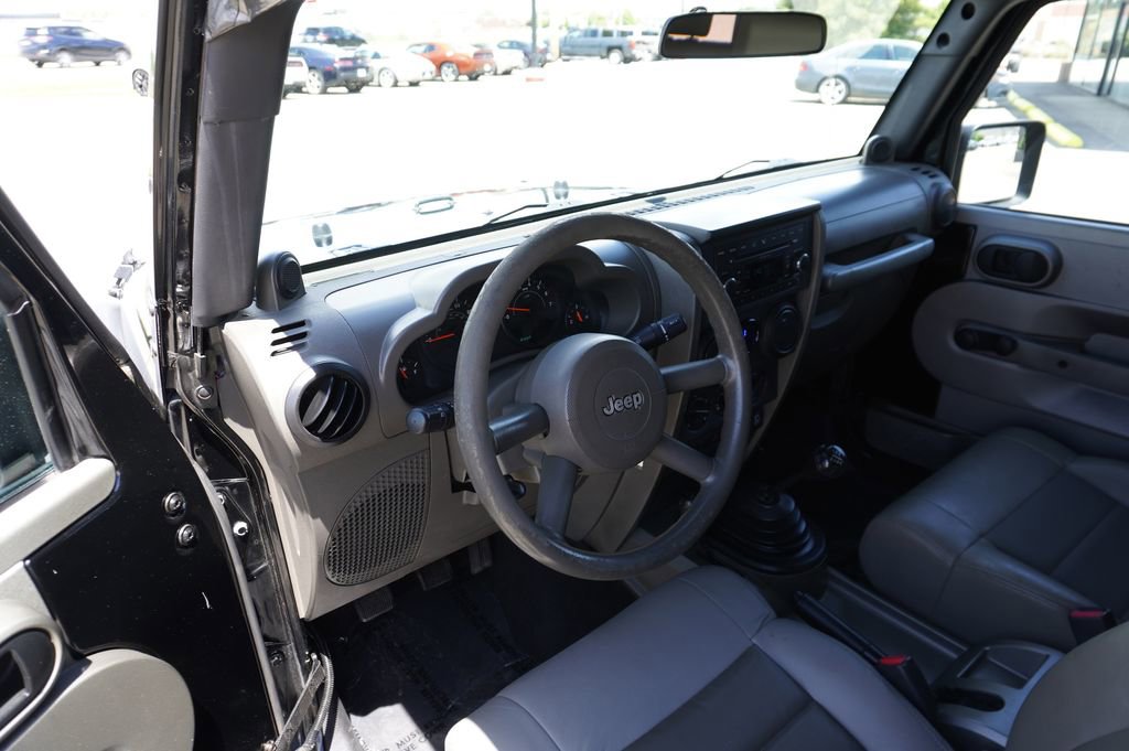 Used 2008 Jeep Wrangler X AWD/4WD image 23