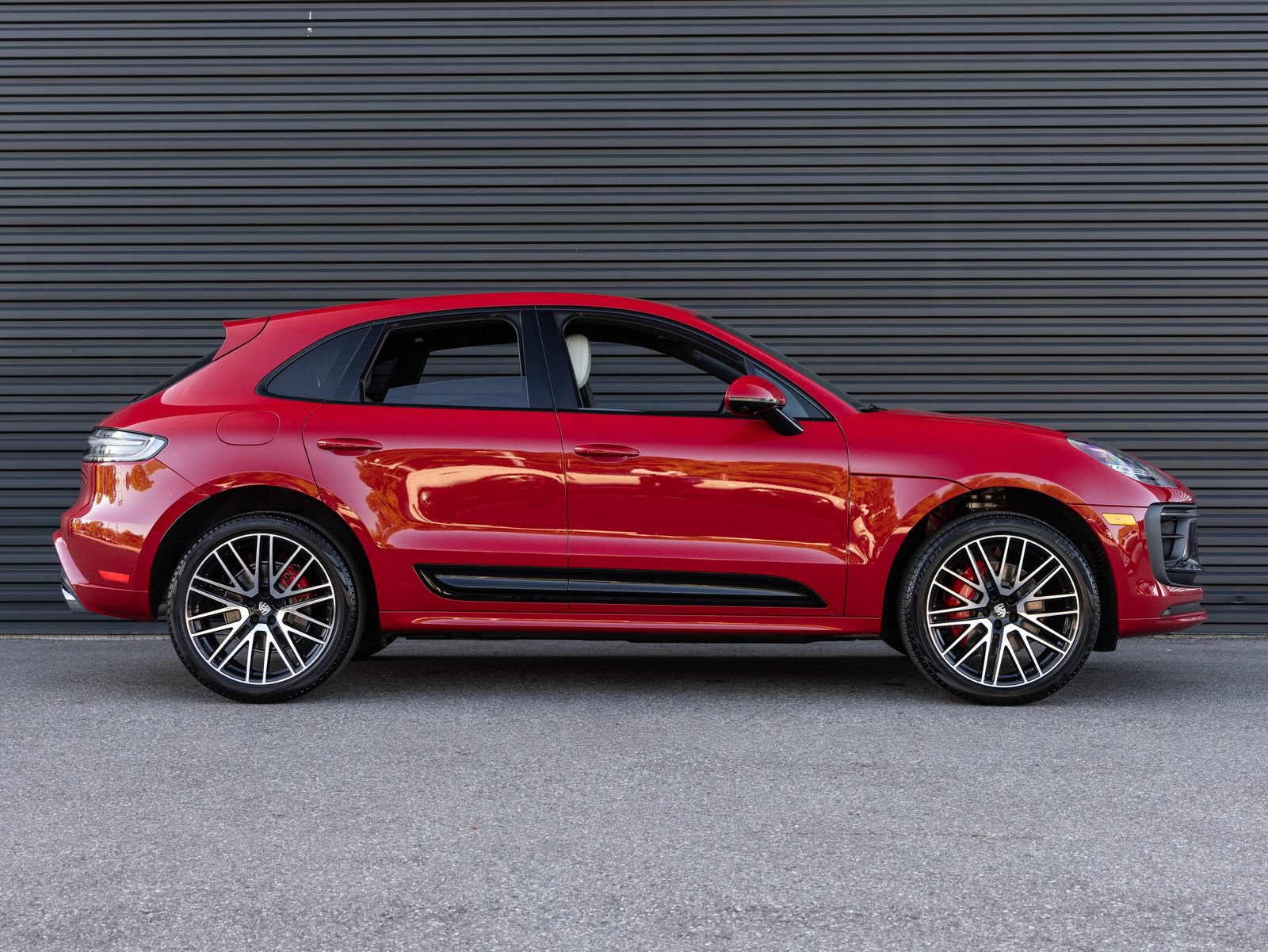 New 2026 Porsche Macan S AWD/4WD image 8