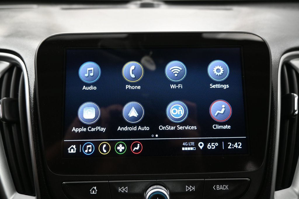 Used 2024 Chevrolet Malibu LT FWD image 9