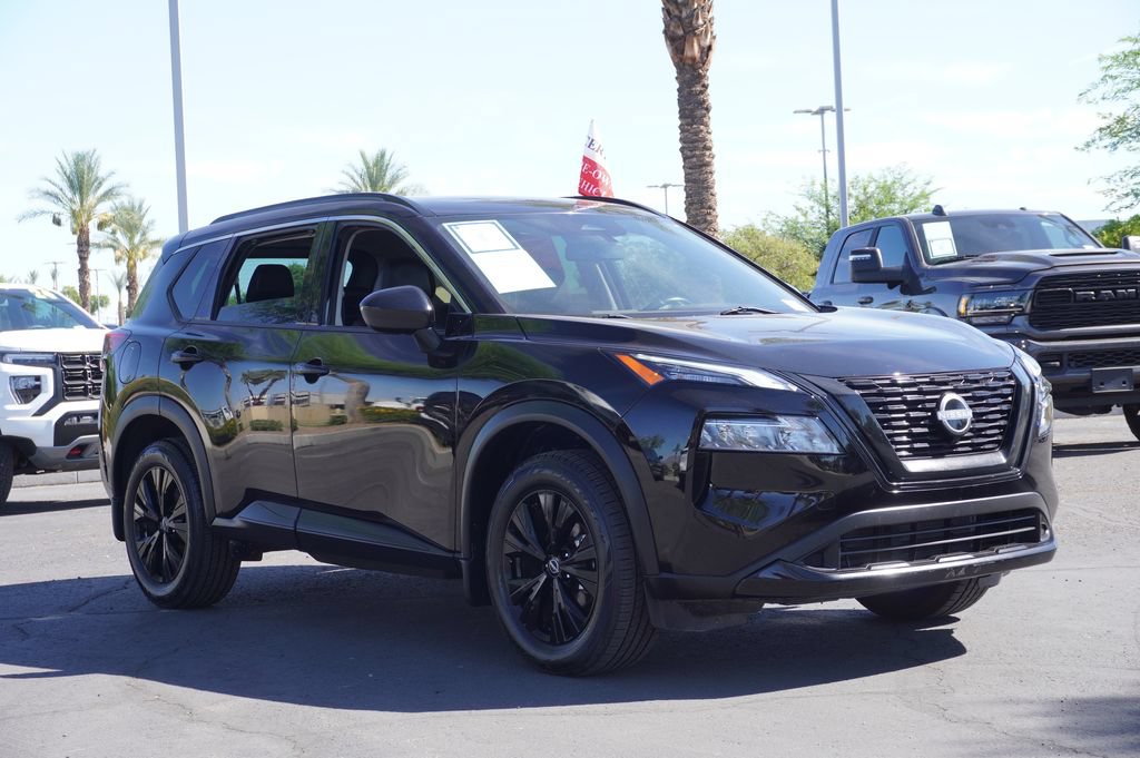 Certified 2023 Nissan Rogue SV w/ SV Premium B Package FWD image 4