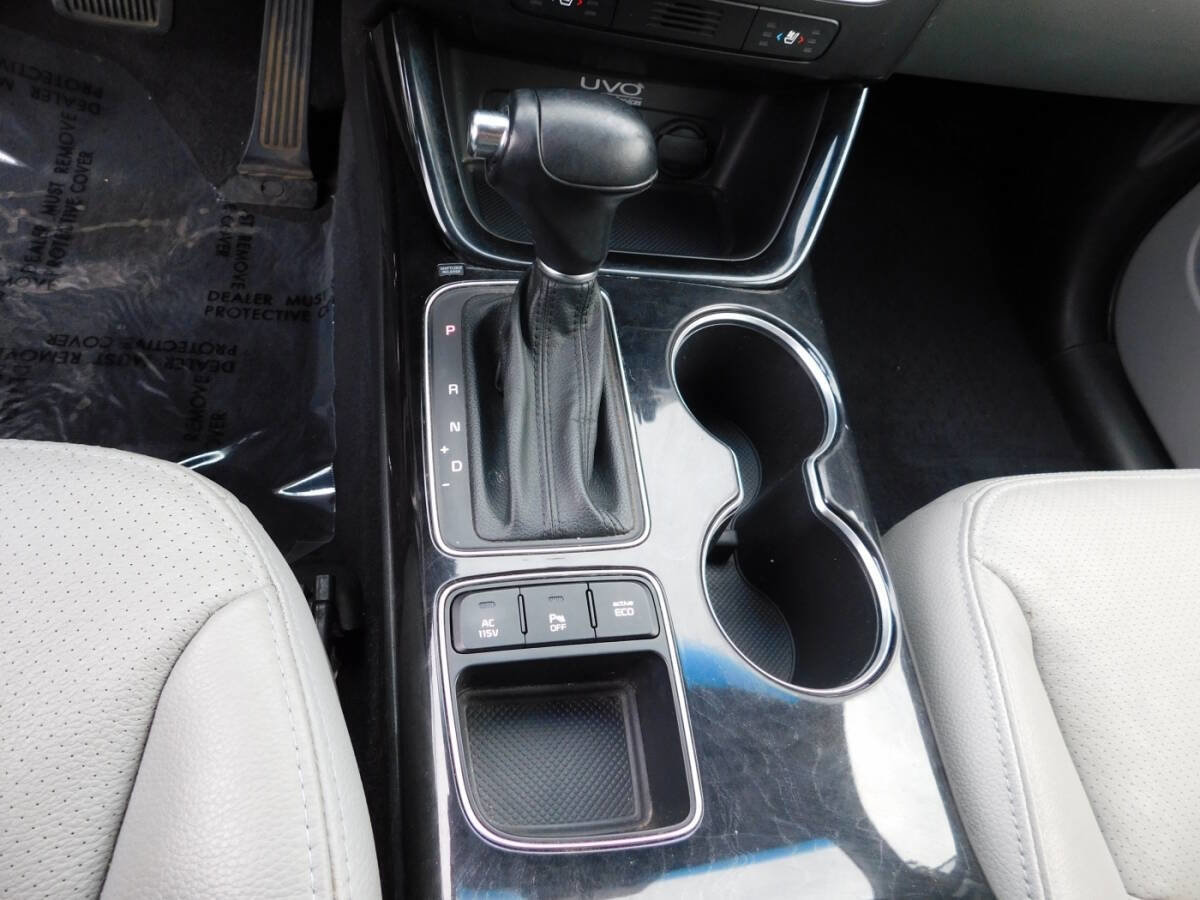 Used 2014 Kia Sorento SX w/ 3rd Row Package image 18