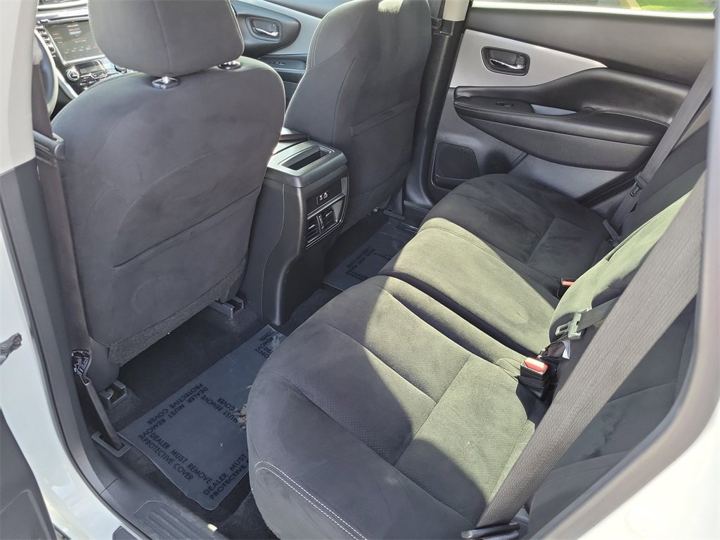 Used 2022 Nissan Murano S image 18