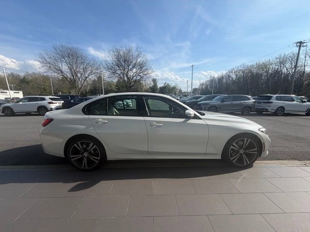 Certified 2023 BMW 330i xDrive Sedan w/ Premium Package AWD/4WD image 6
