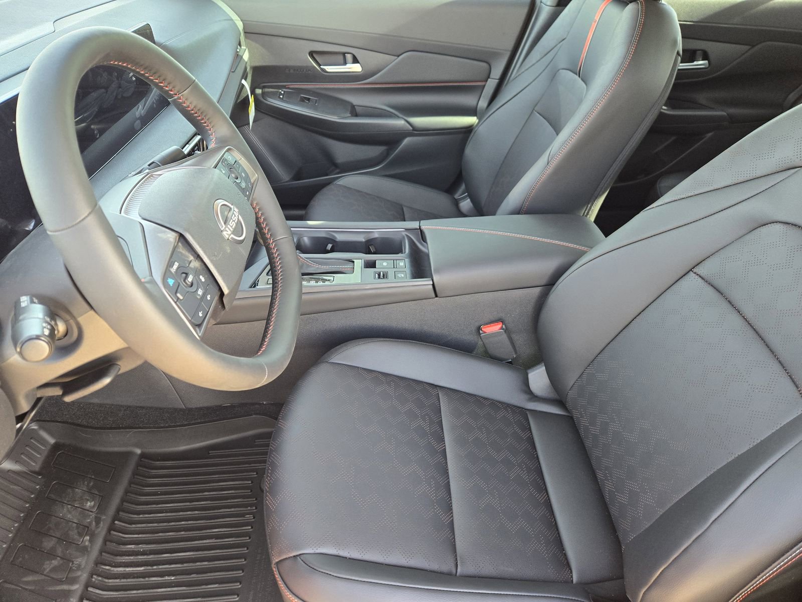 New 2026 Nissan Sentra SR FWD image 12