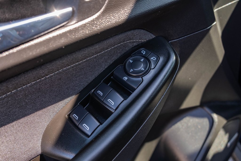 Used 2021 Chevrolet TrailBlazer ACTIV w/ Technology Package image 11