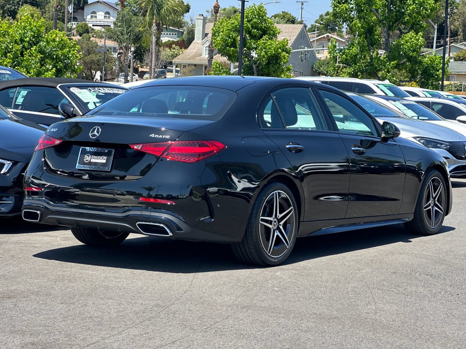 Used 2025 Mercedes-Benz C 300 4MATIC Sedan image 3