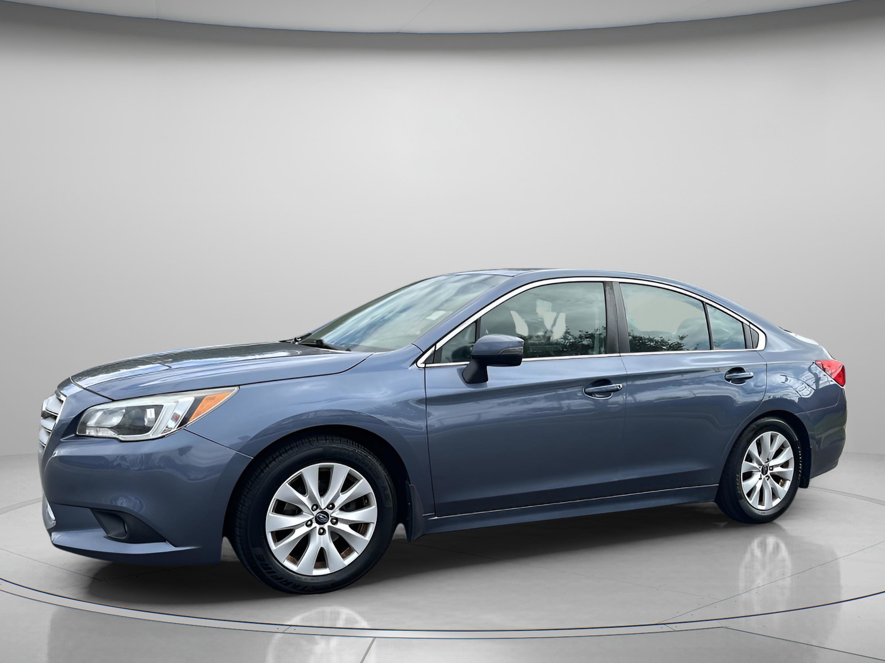 Used 2017 Subaru Legacy 2.5i Premium image 2