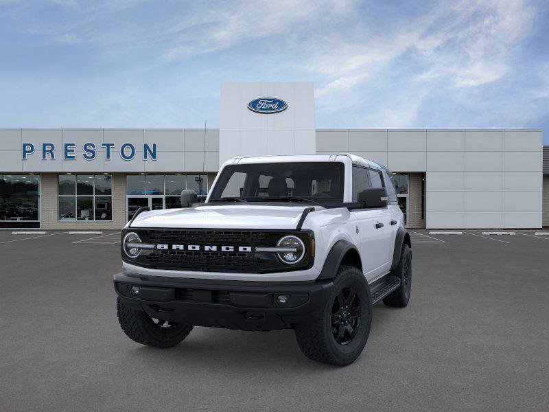 New 2025 Ford Bronco Outer Banks image 2