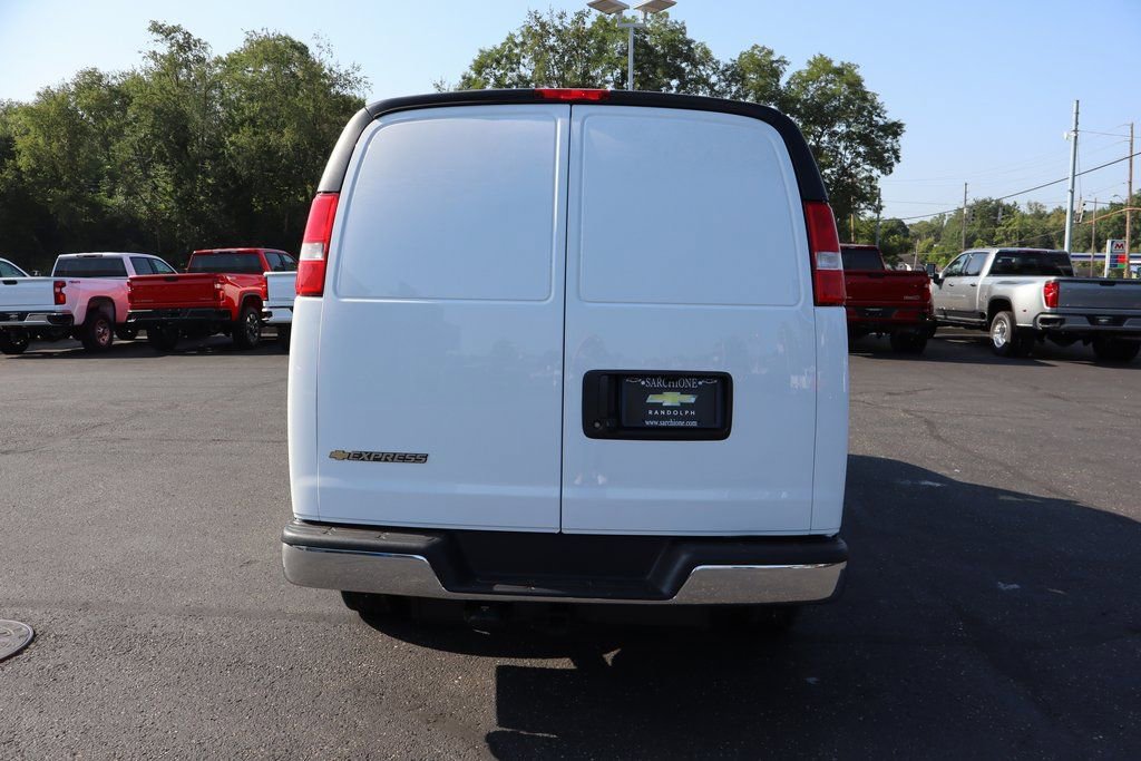 New 2025 Chevrolet Express 2500 w/ Driver Convenience Package image 26