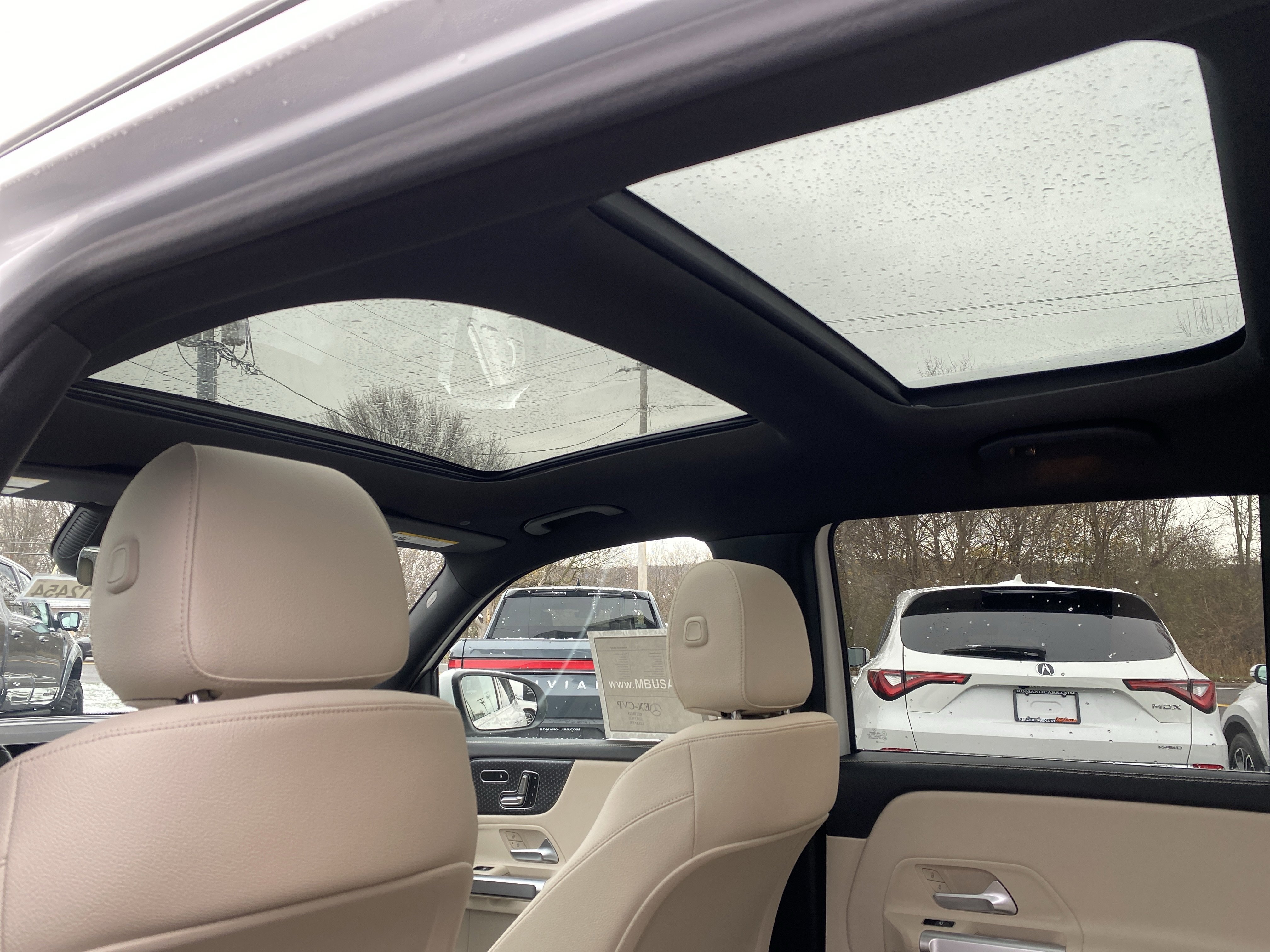 Used 2025 Mercedes-Benz GLB 250 4MATIC image 25