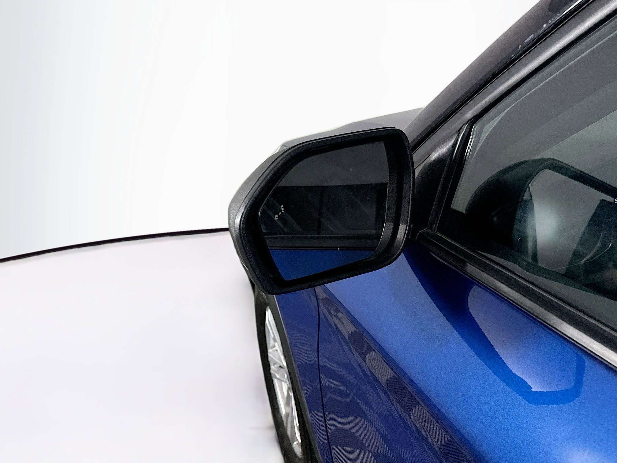 Used 2023 Ford Explorer XLT w/ Equipment Group 202A image 16