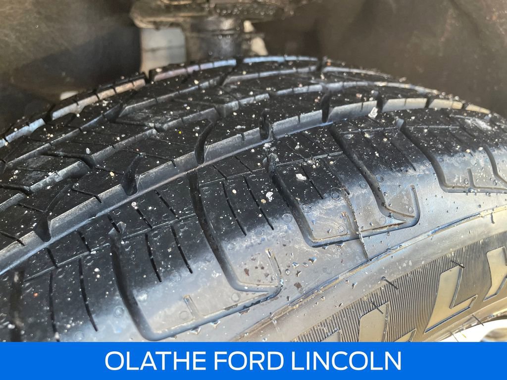 Used 2022 Lincoln Corsair AWD w/ Equipment Group 101A image 32