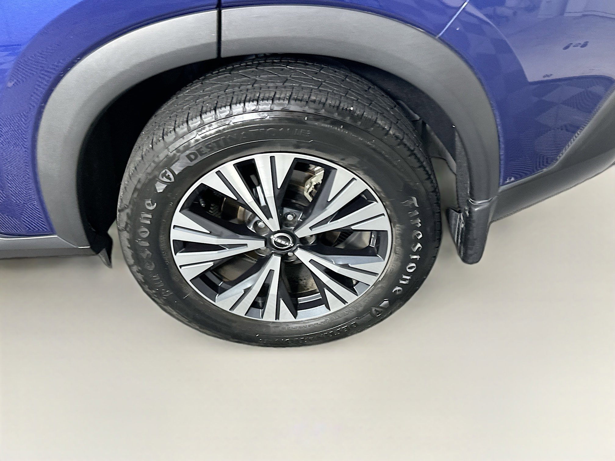 Used 2023 Nissan Rogue SV FWD image 11