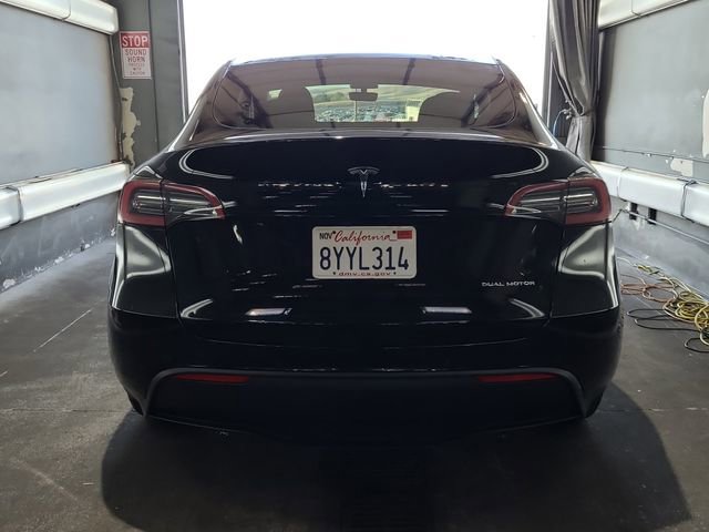 Used 2022 Tesla Model Y Long Range AWD/4WD image 4