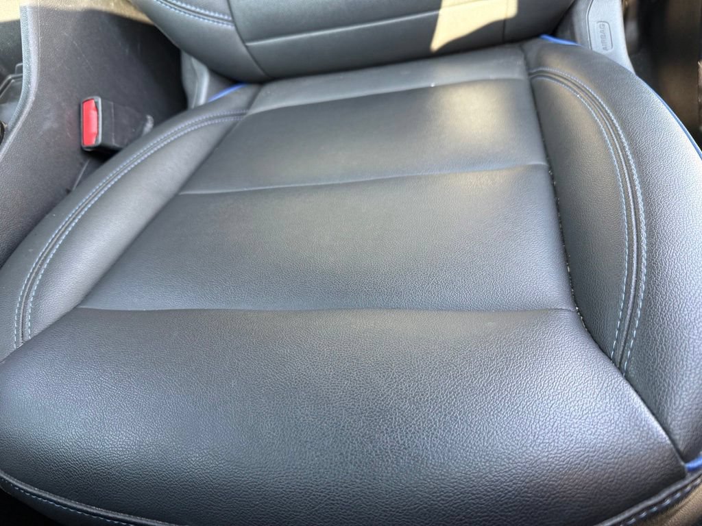 Used 2025 Buick Envista Sport Touring w/ Experience Buick Package FWD image 23