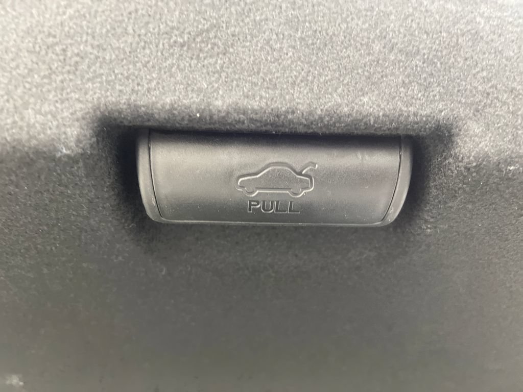 Used 2025 Hyundai Sonata SEL FWD image 38