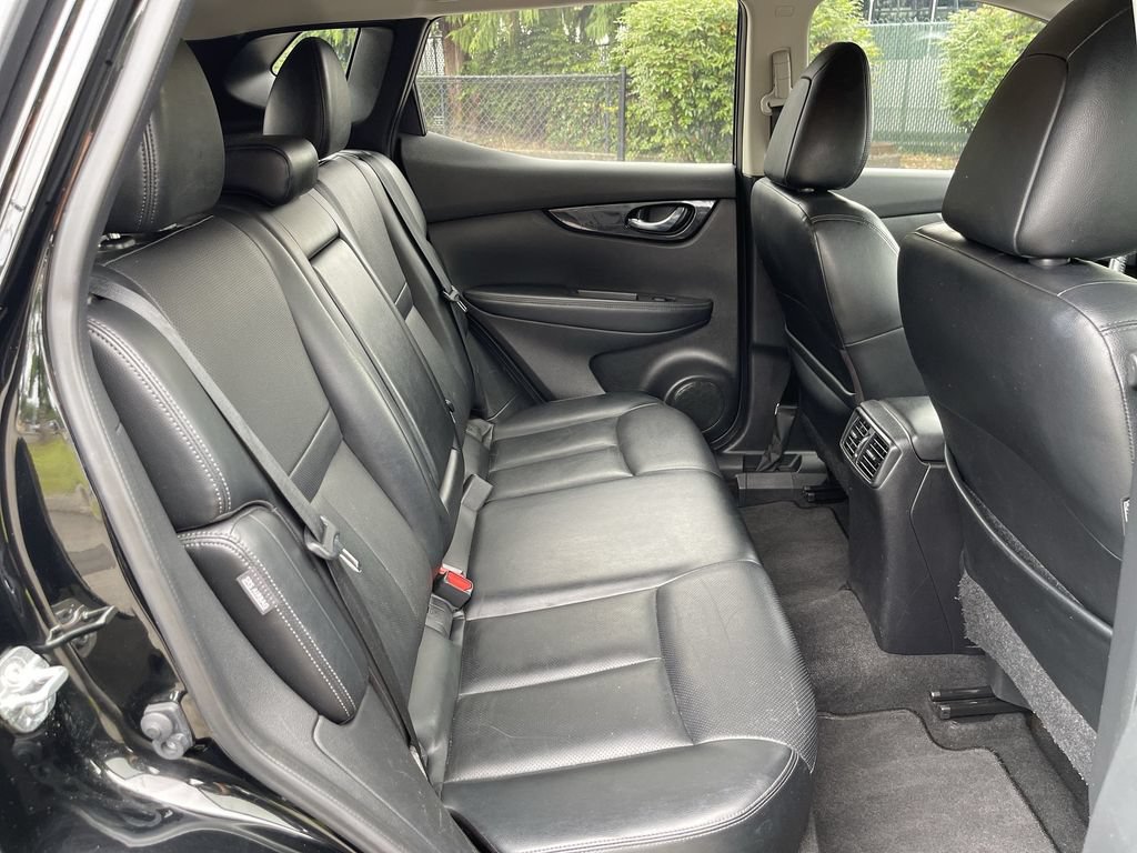 Used 2021 Nissan Rogue Sport SL AWD/4WD image 27