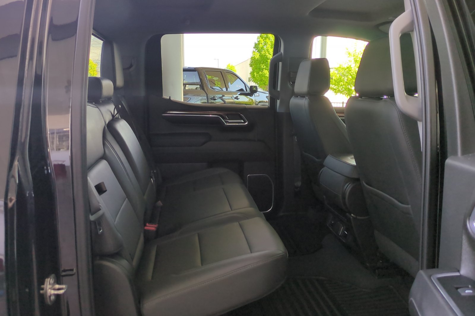 Used 2023 Chevrolet Silverado 1500 LT w/ All Star Edition Plus AWD/4WD image 17
