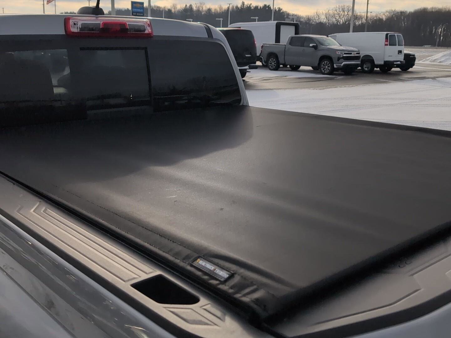 Used 2024 Chevrolet Colorado ZR2 w/ Safety Package image 5