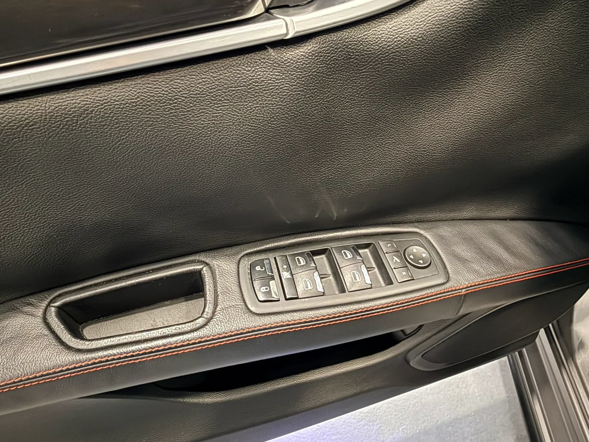 Used 2016 Maserati Ghibli RWD image 34