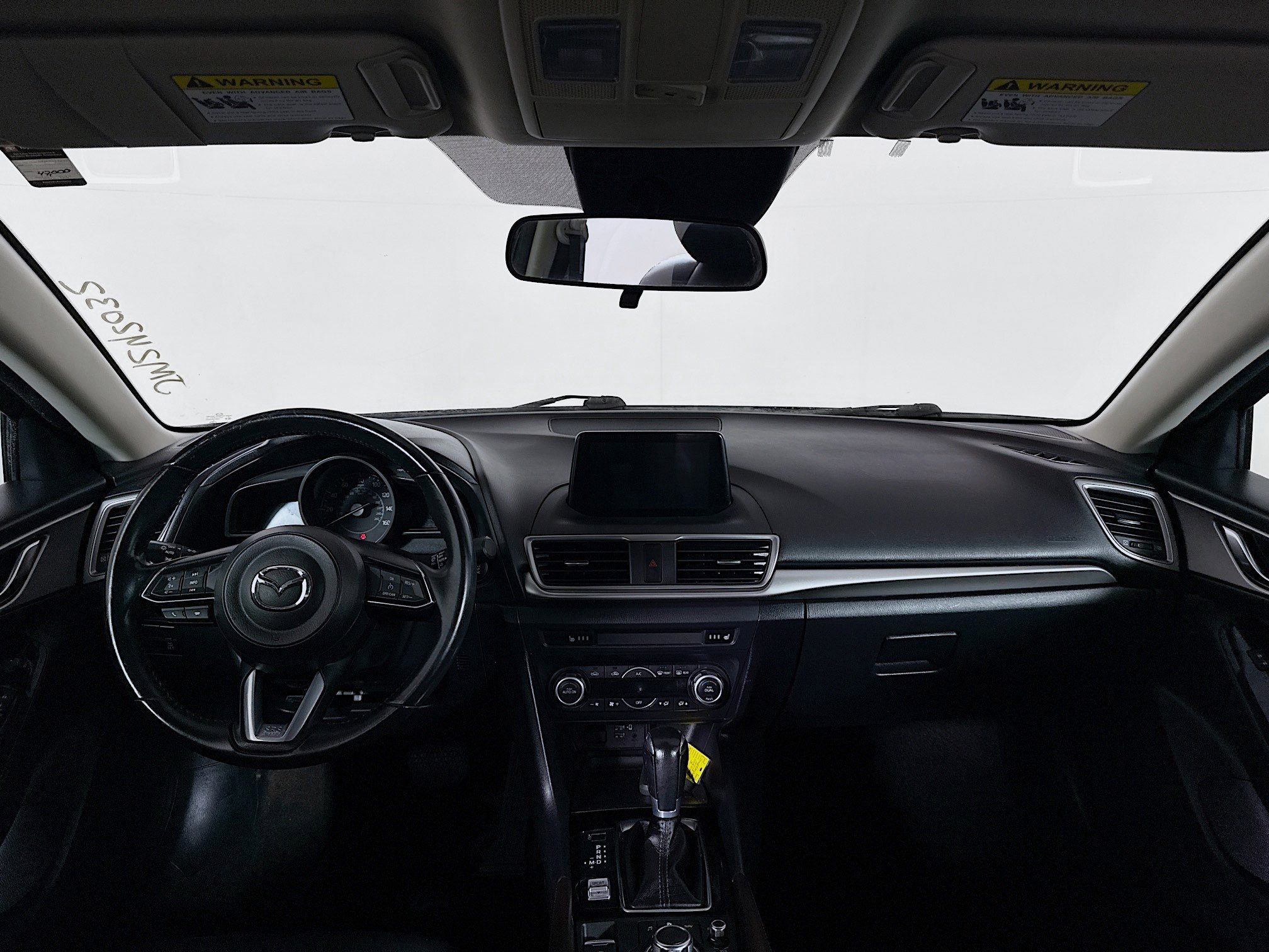 Used 2018 MAZDA MAZDA3 Touring FWD image 22