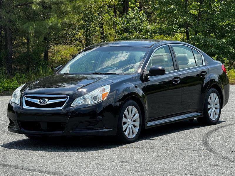 Used 2011 Subaru Legacy 3.6R Limited AWD/4WD image 3