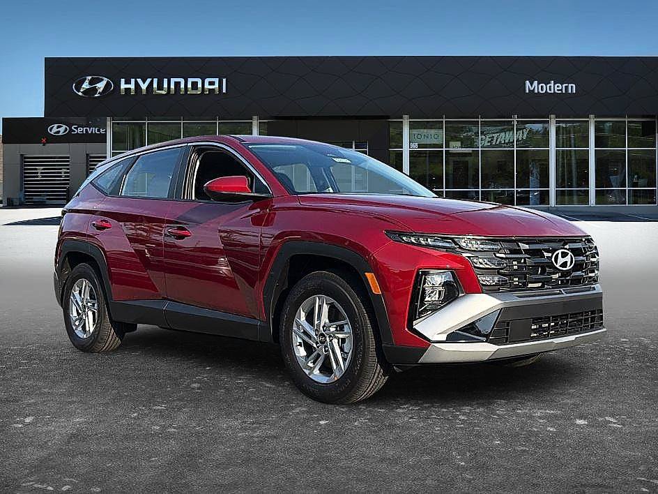 New 2026 Hyundai Tucson SE FWD image 2