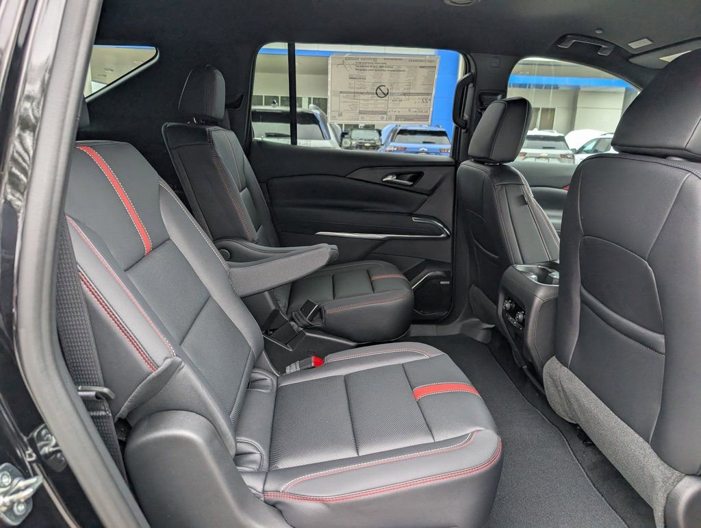 New 2026 Chevrolet Traverse RS image 17
