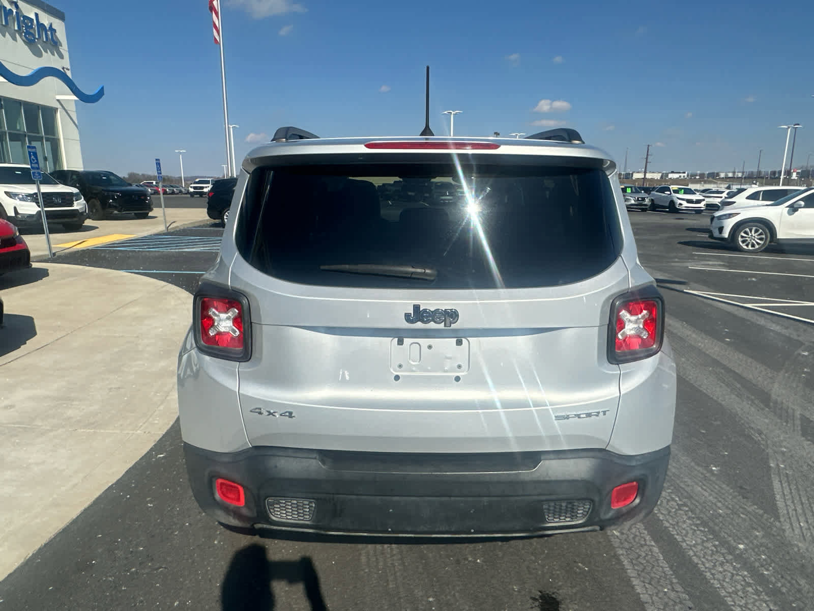 Used 2017 Jeep Renegade Sport w/ Power & Air Group image 7