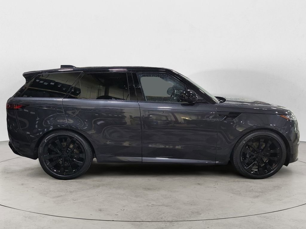 New 2026 Land Rover Range Rover Sport Dynamic SE image 6