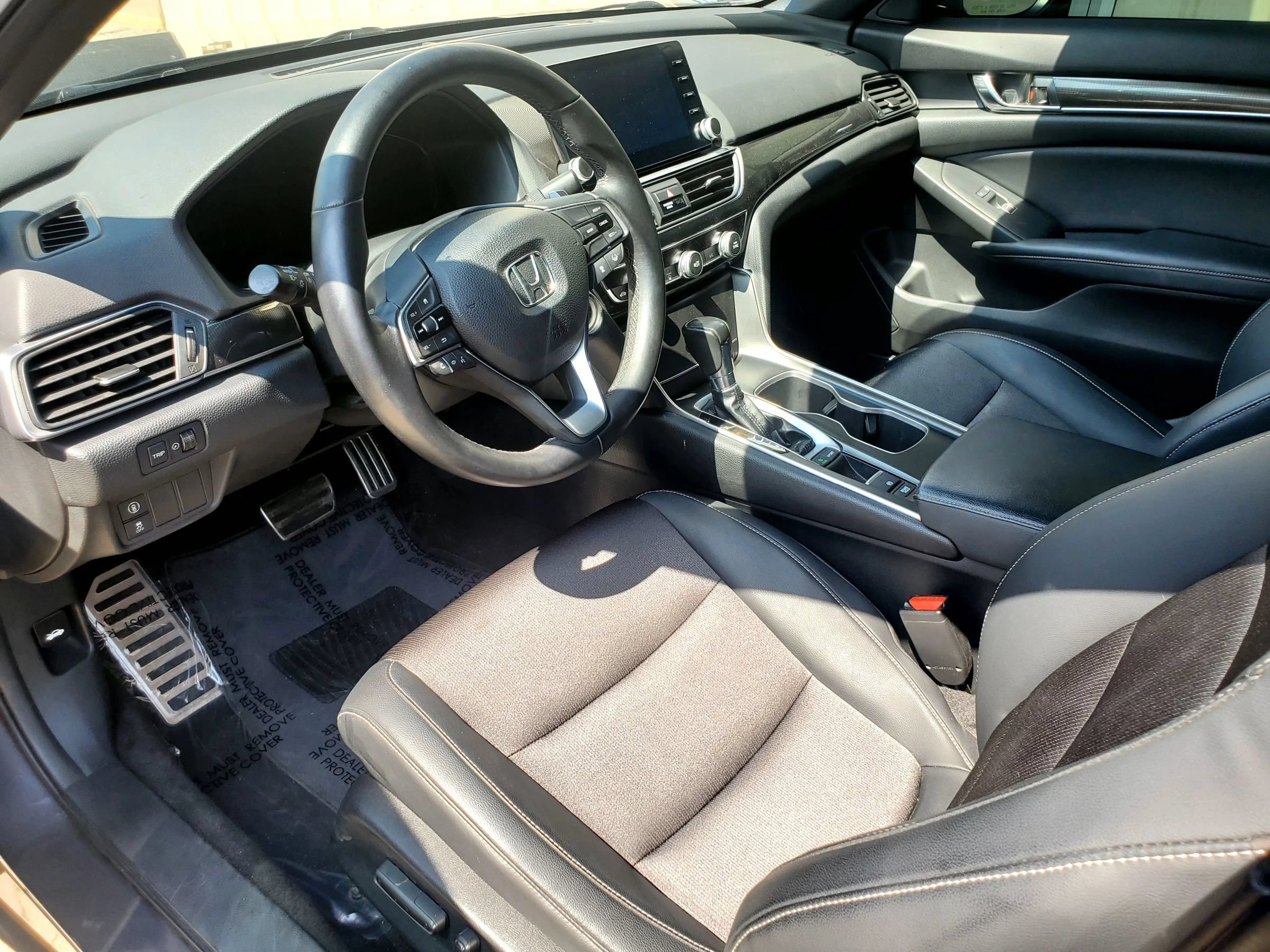 Used 2018 Honda Accord Sport image 30