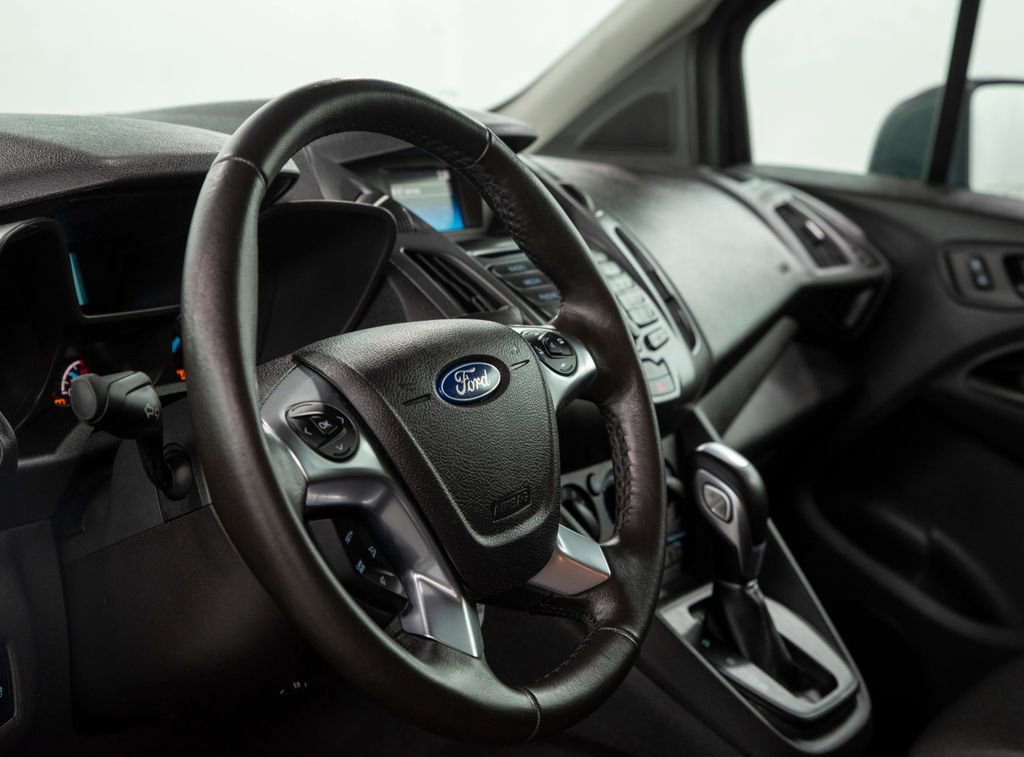 Used 2018 Ford Transit Connect XL image 18