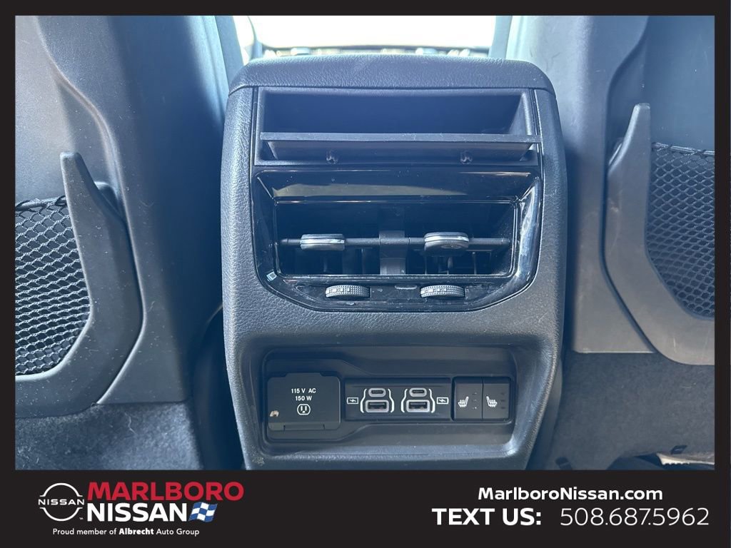 Used 2023 Jeep Grand Cherokee Limited image 19