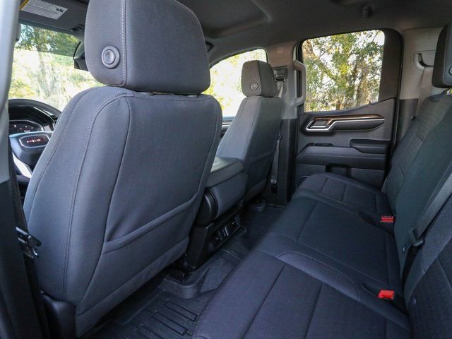 Used 2024 GMC Sierra 1500 SLE image 27