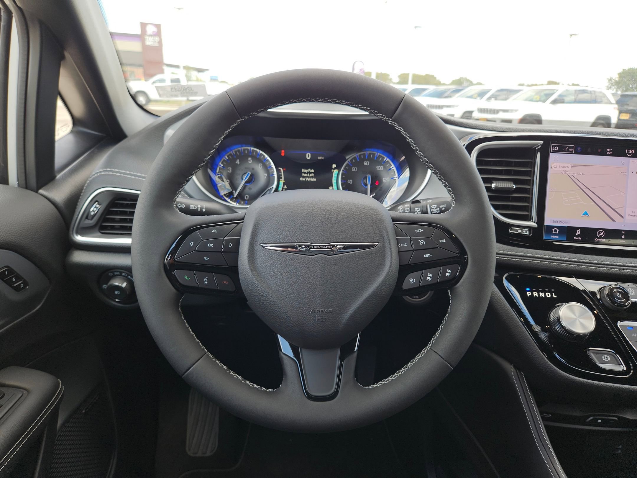 New 2026 Chrysler Pacifica Limited w/ Uconnect Theater Family Group image 18