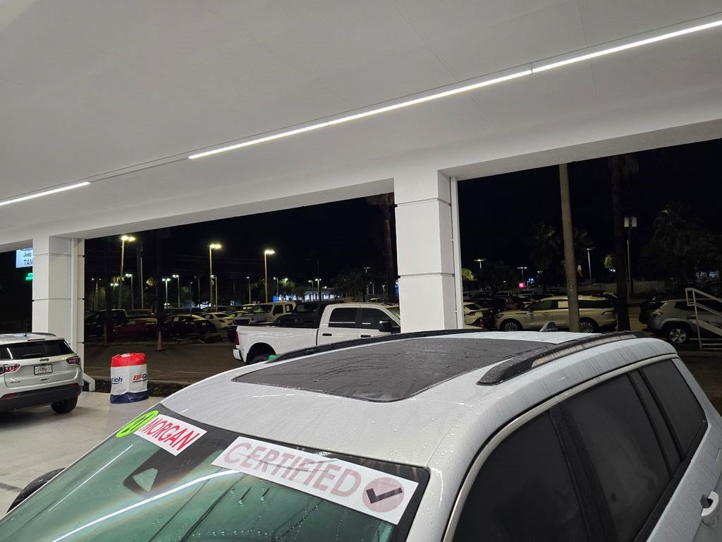 Used 2021 Jeep Grand Cherokee L Limited AWD/4WD image 11