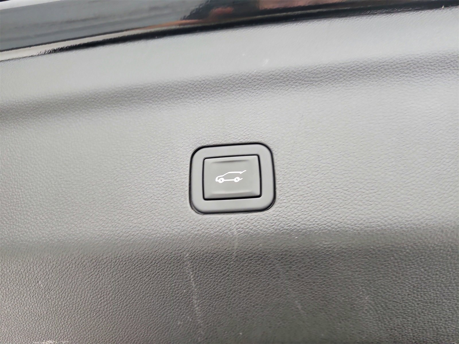 Used 2024 Chevrolet Tahoe Premier image 44