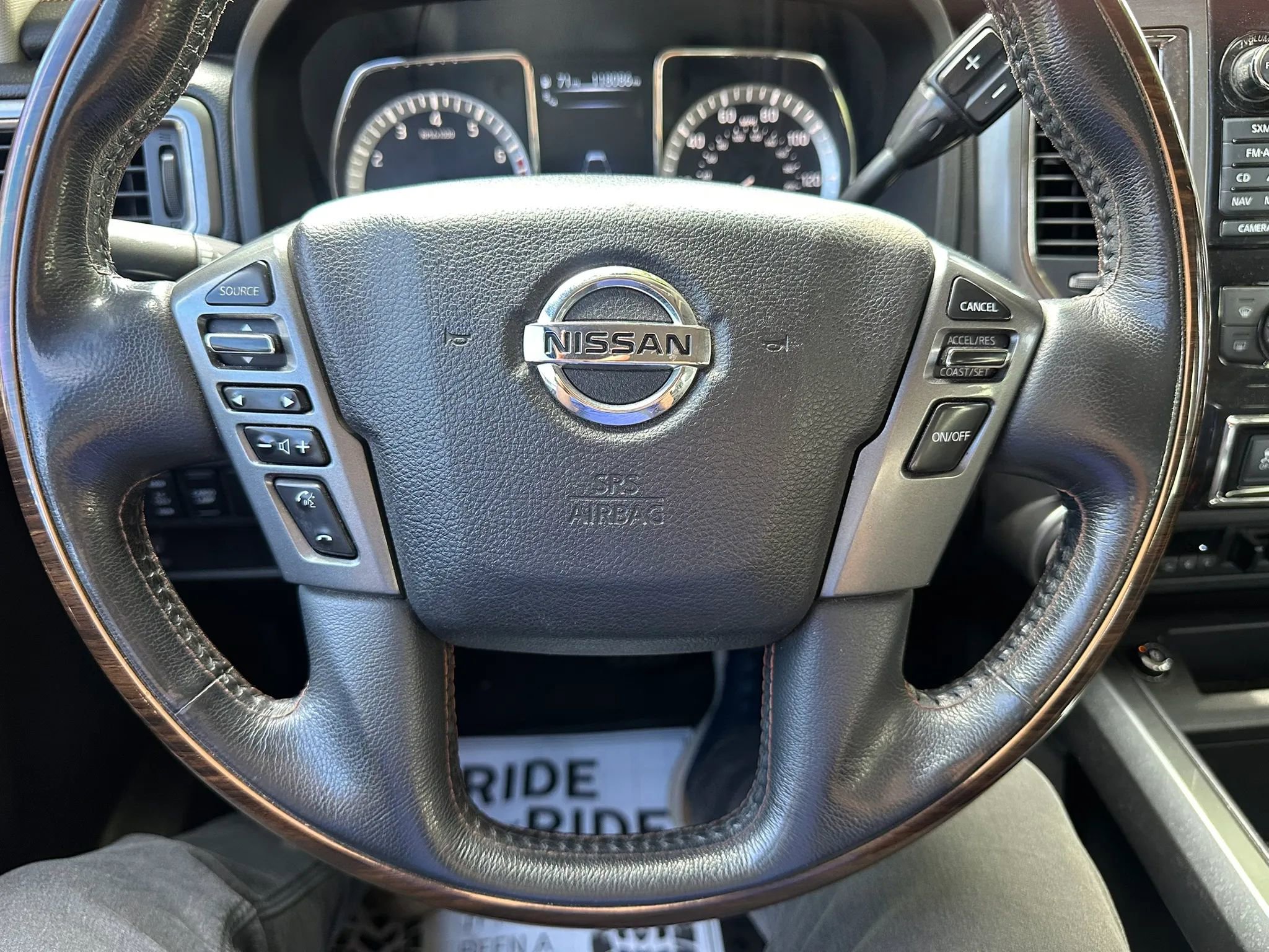 Used 2017 Nissan Titan Platinum Reserve AWD/4WD image 12
