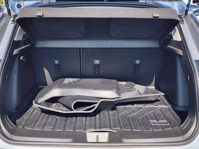 Used 2024 Chevrolet Trax LT image 17