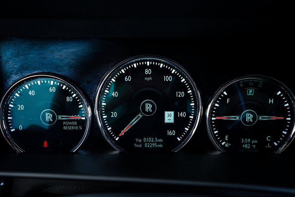 Used 2022 Rolls-Royce Cullinan Black Badge image 37