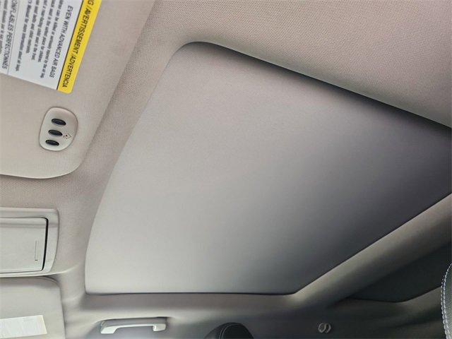 Used 2014 Ford Edge Sport w/ Driver Entry Package image 18