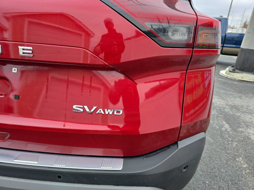 Used 2023 Nissan Rogue SV w/ SV Premium B Package image 10