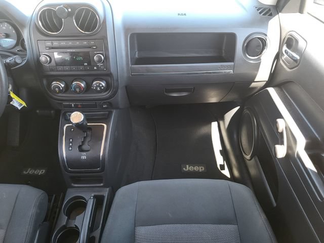 Used 2011 Jeep Patriot Sport w/ Tire & Wheel Group AWD/4WD image 20