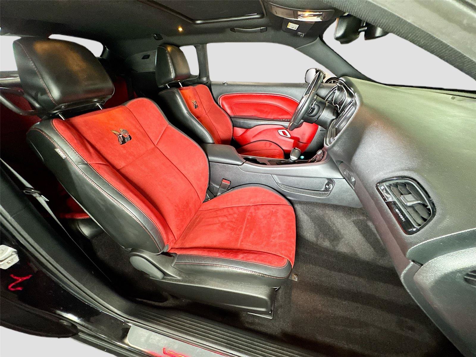 Used 2016 Dodge Challenger R/T Scat Pack RWD image 20