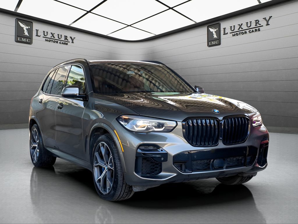Used 2022 BMW X5 xDrive40i w/ M Sport Package AWD/4WD image 1